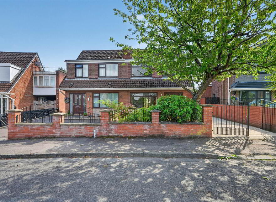 79 Orchardville Gardens, Finaghy, Belfast, BT10 0JU