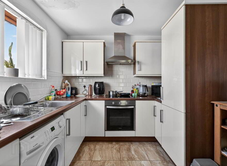 Apt 4, 288 Antrim Road, Newtownabbey, BT36 7QT