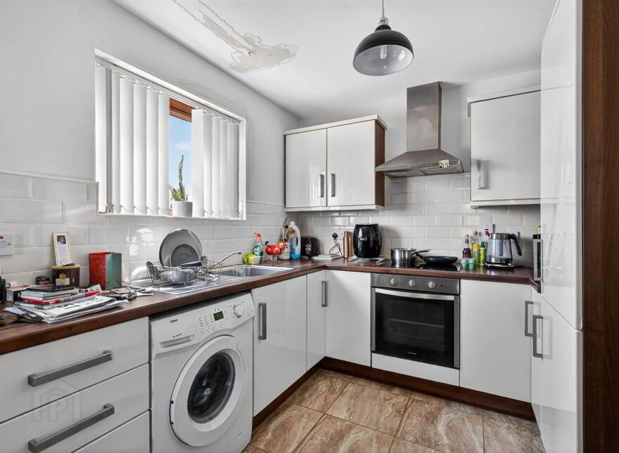 Apt 4, 288 Antrim Road, Newtownabbey, BT36 7QT