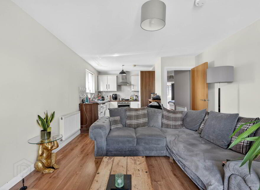 Apt 4, 288 Antrim Road, Newtownabbey, BT36 7QT