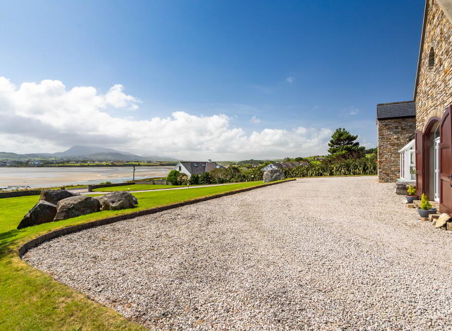 Muntermellan, Dunfanaghy, F92KV66