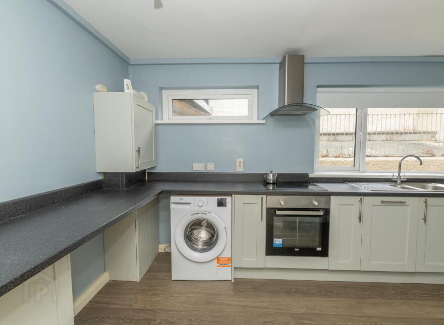 11 Rath Cuain, Warrenpoint, Newry, BT34 3PF