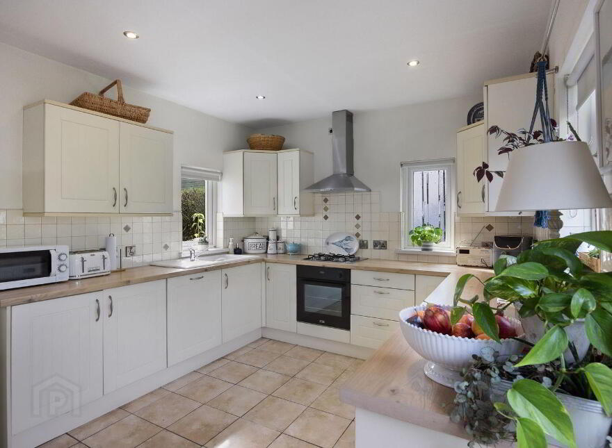 8 Windsor Park, Bangor, BT20 3DG