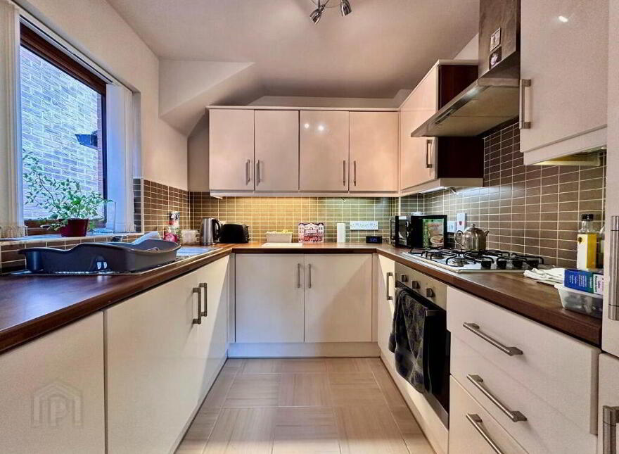 219 Saintfield Road, Belfast, BT8 7HQ