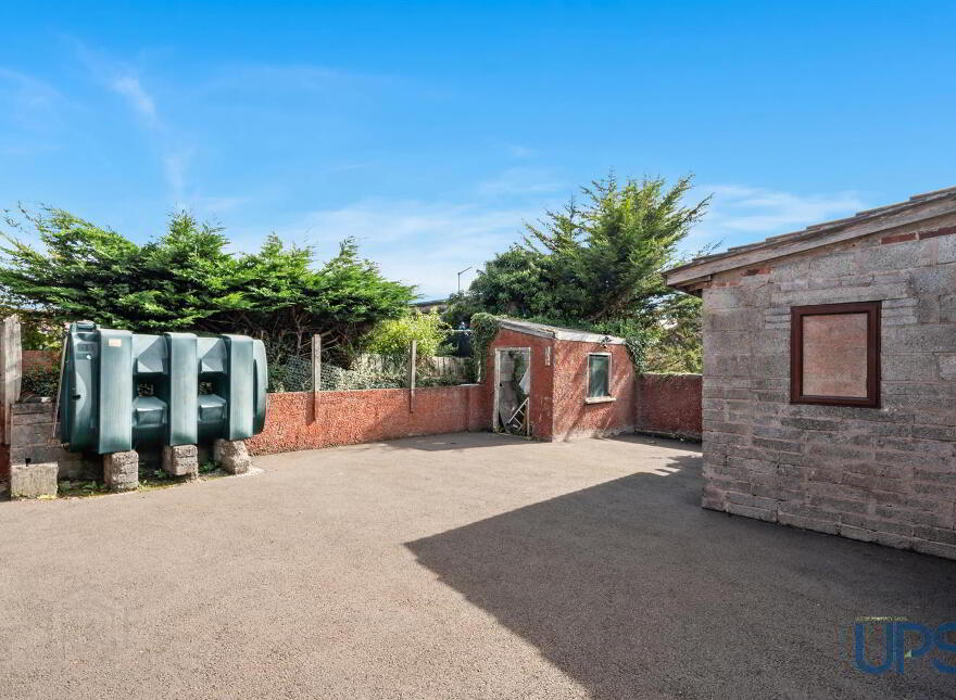 3 Gransha Drive, Glen Road, Belfast, BT11 8AL