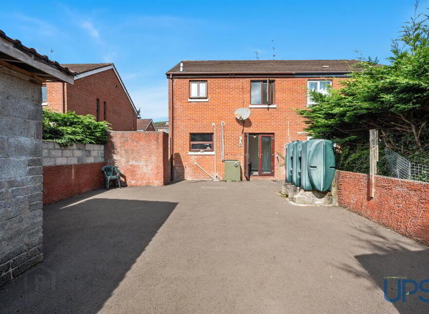 3 Gransha Drive, Glen Road, Belfast, BT11 8AL
