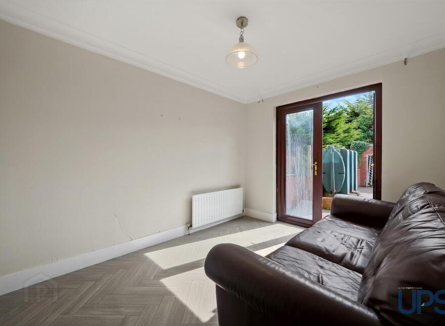 3 Gransha Drive, Glen Road, Belfast, BT11 8AL