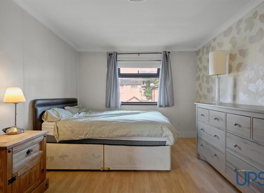3 Gransha Drive, Glen Road, Belfast, BT11 8AL