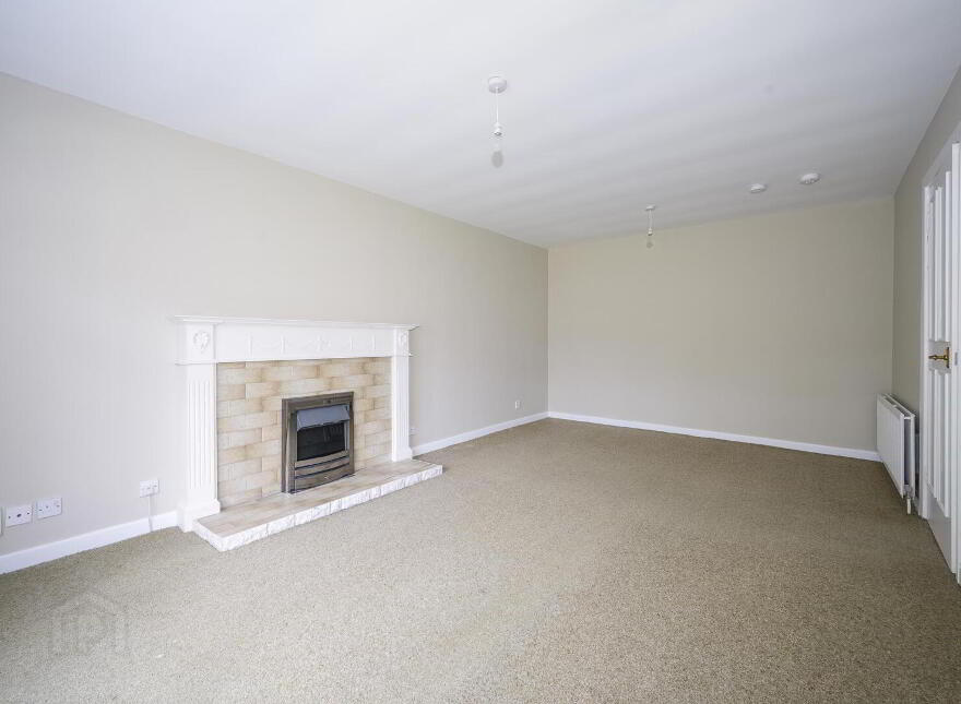Apt 6 Deramore Court, 72 Deramore Park South, Belfast, BT9 5JY