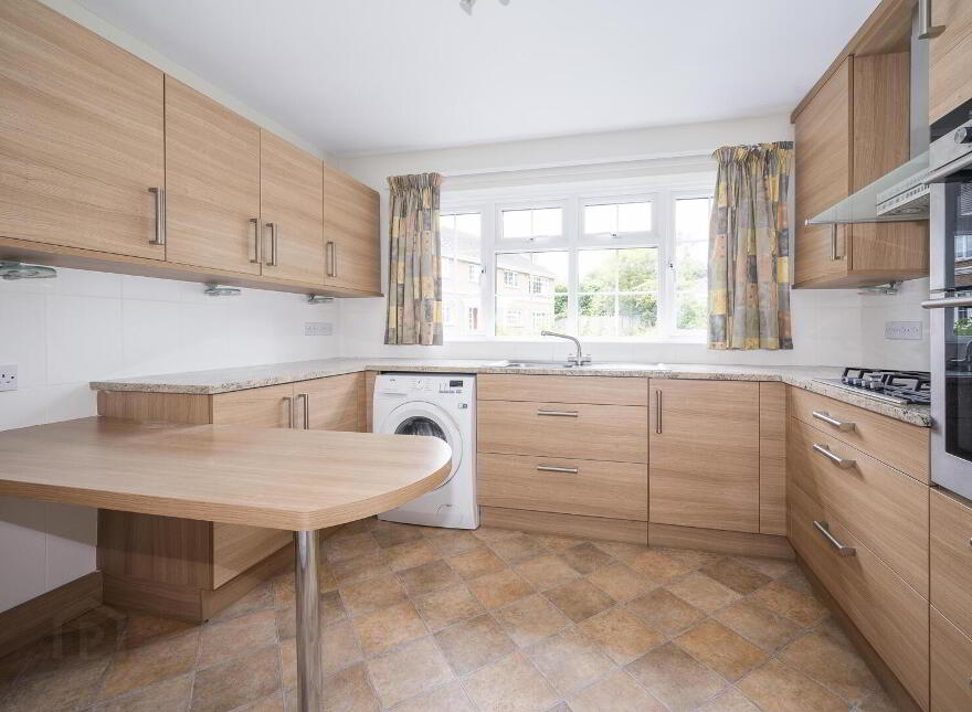 Apt 6 Deramore Court, 72 Deramore Park South, Belfast, BT9 5JY