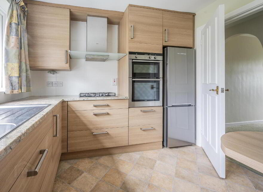 Apt 6 Deramore Court, 72 Deramore Park South, Belfast, BT9 5JY