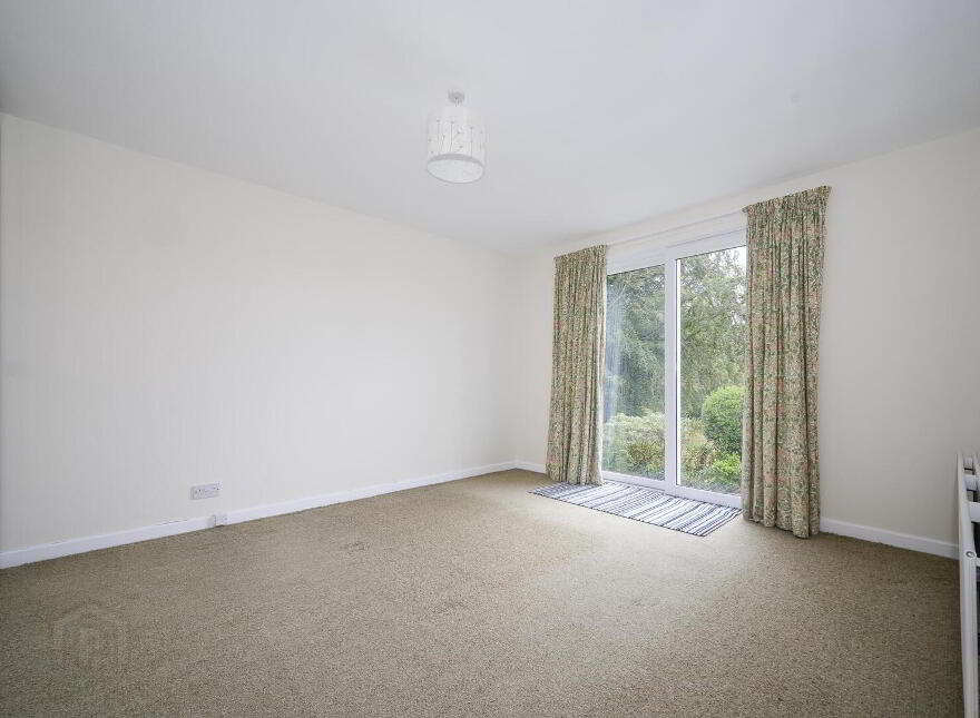 Apt 6 Deramore Court, 72 Deramore Park South, Belfast, BT9 5JY