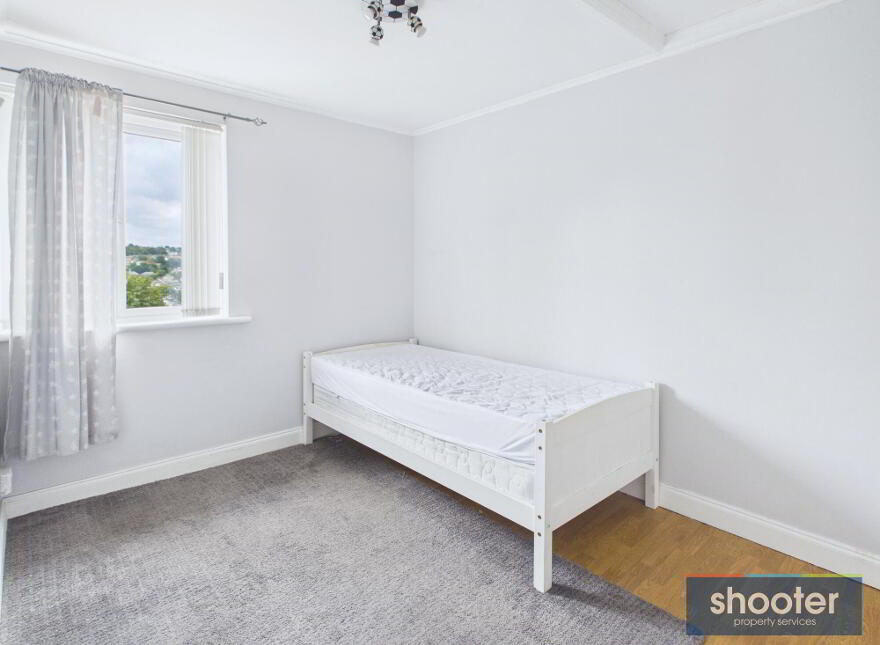 86 Barcroft Park, Newry, BT35 8EN