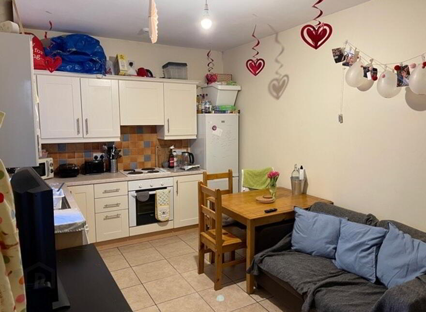 Flat 1-73 Fitzroy Avenue, Belfast, BT7 1HT