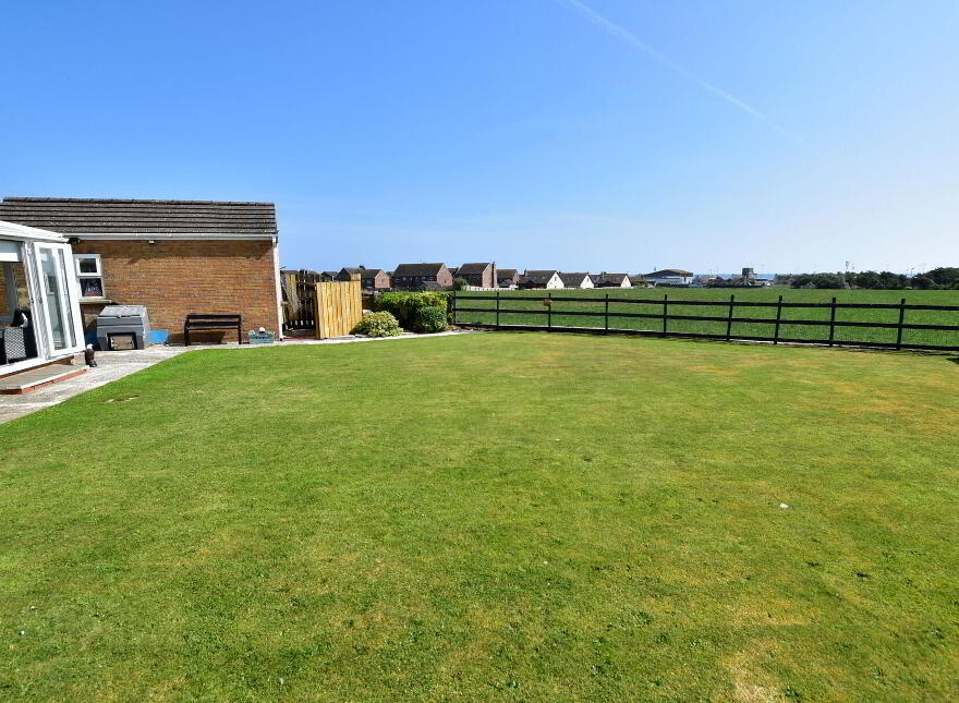 12 Seahaven Avenue, Portavogie, BT22 1GH