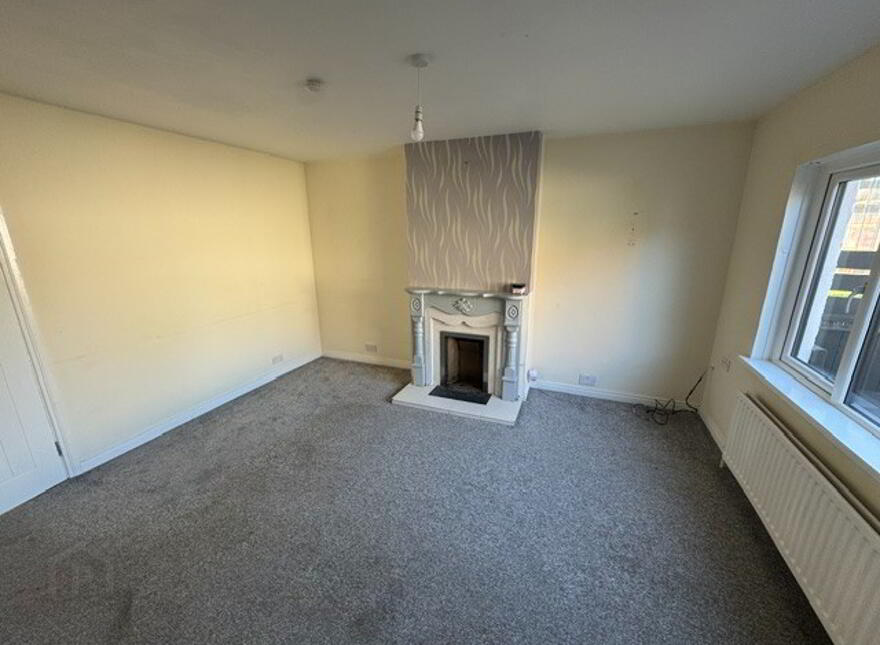 5 Chichester Park, Whitehead, BT38 9NF