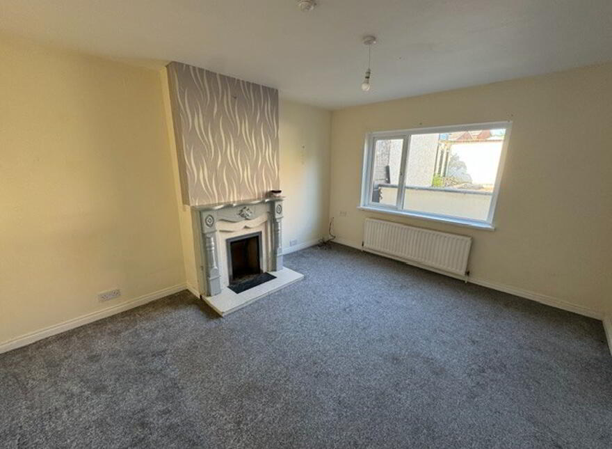5 Chichester Park, Whitehead, BT38 9NF