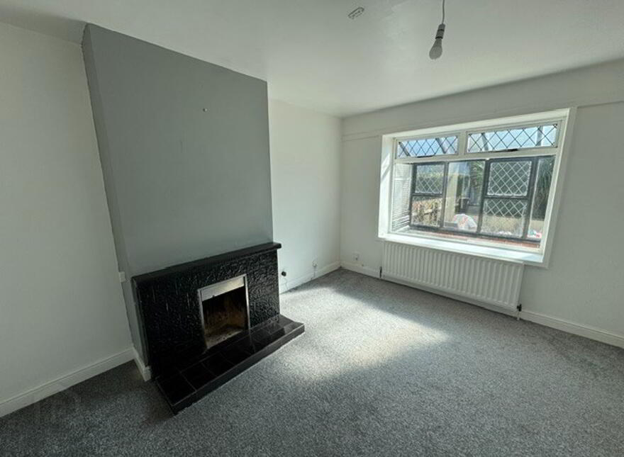 5 Chichester Park, Whitehead, BT38 9NF