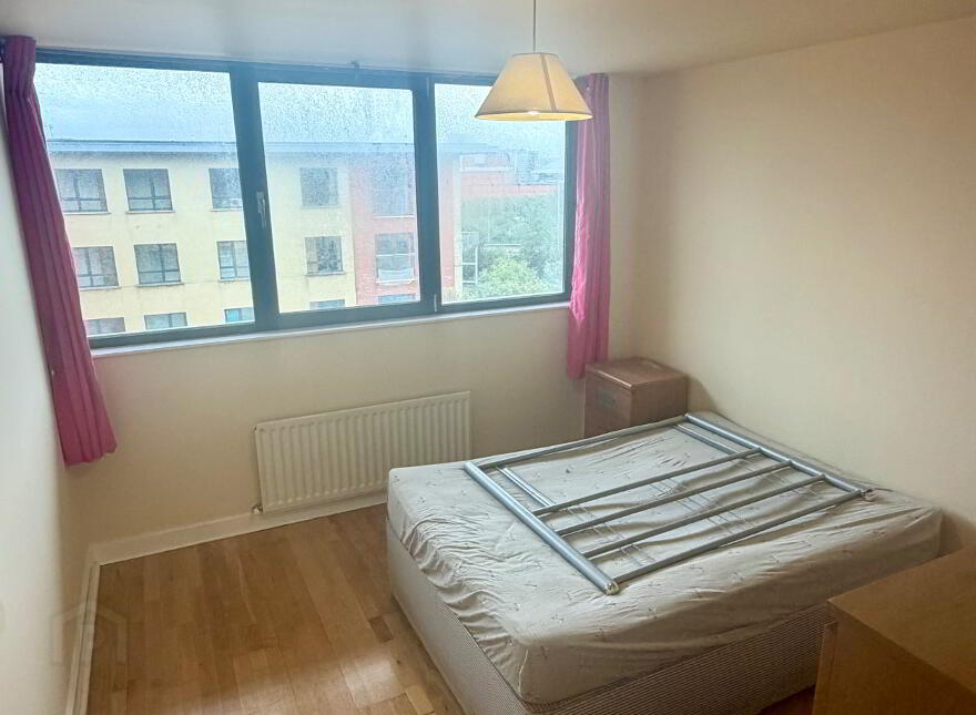 Apt 111, Station Street, Belfast, BT3 9DB