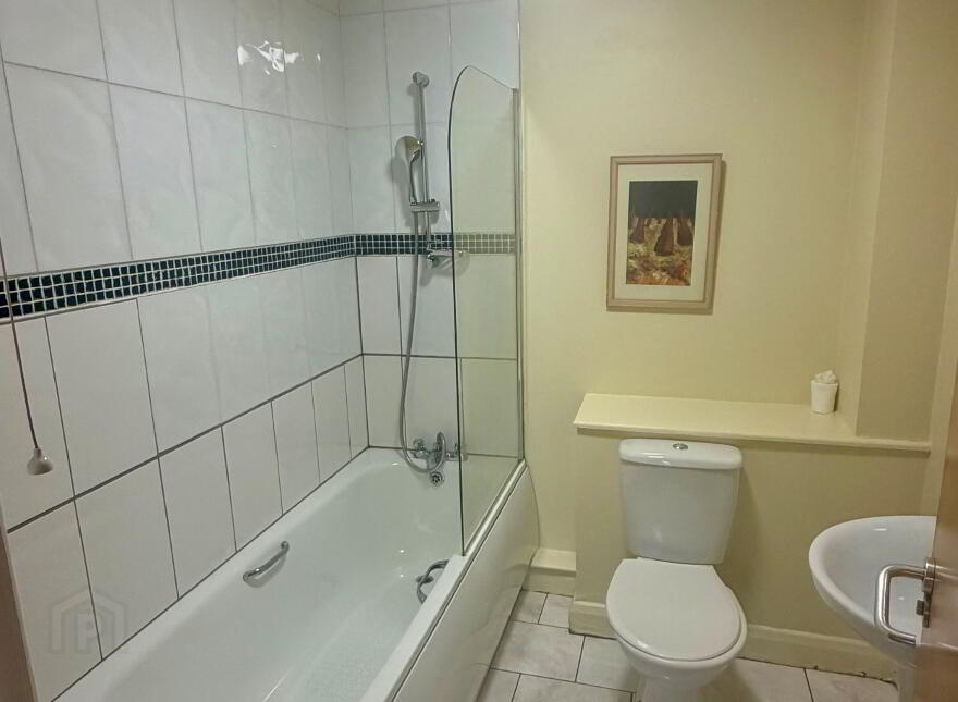 Apt 111, Station Street, Belfast, BT3 9DB