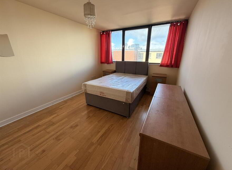 Apt 111, Station Street, Belfast, BT3 9DB