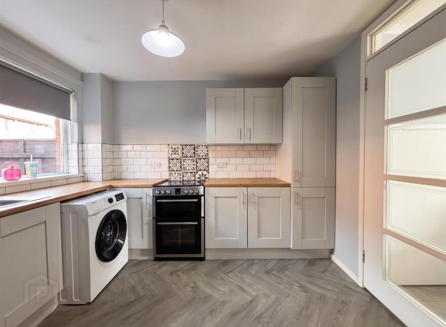 37 Lancaster Street, Belfast, BT15 1XX