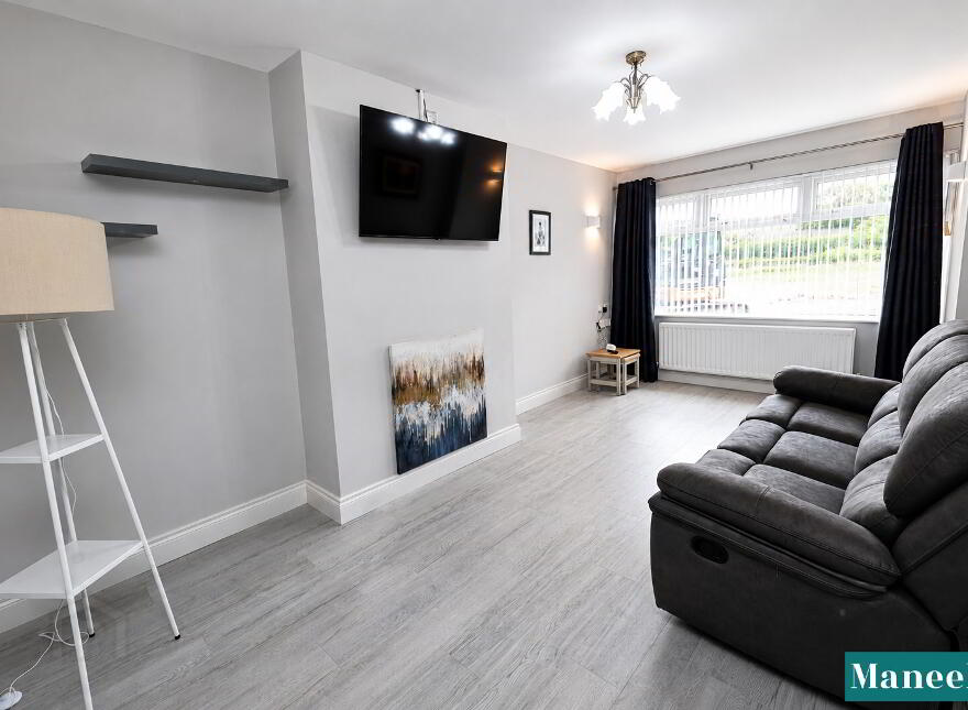 43  Killybearn Road, Moneymore, BT45 7YA