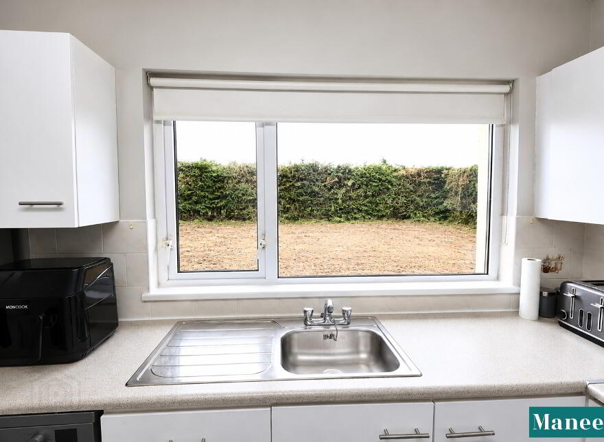 43  Killybearn Road, Moneymore, BT45 7YA