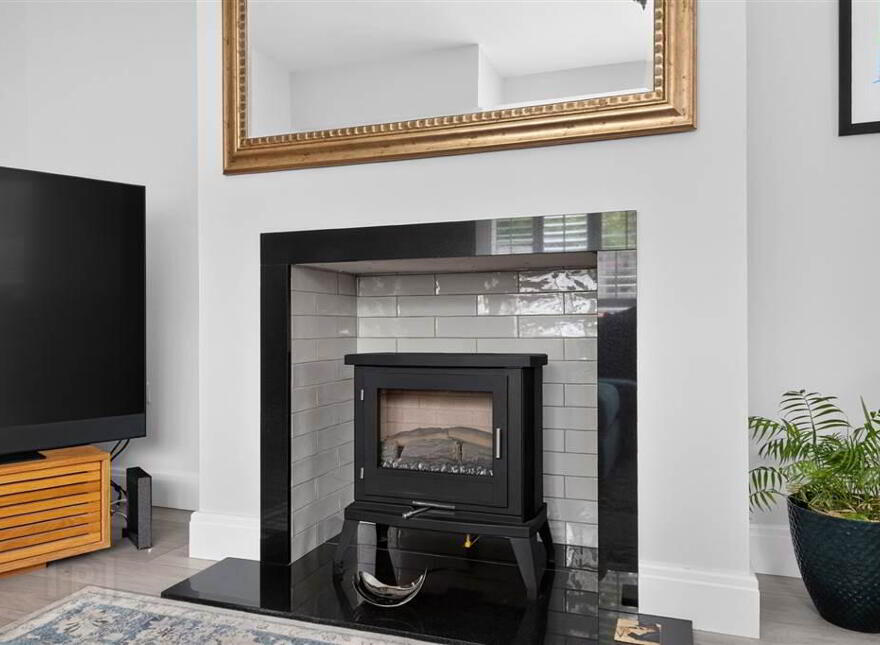 9 Finaghy Park Gardens, Belfast, BT10 0FU