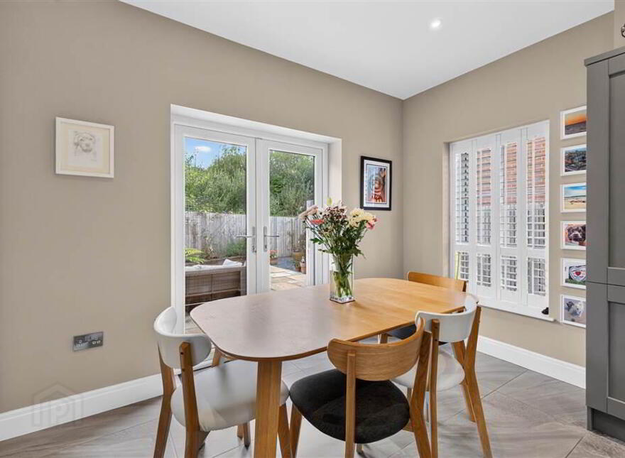 9 Finaghy Park Gardens, Belfast, BT10 0FU