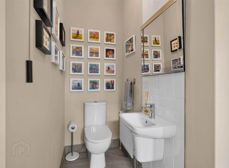 9 Finaghy Park Gardens, Belfast, BT10 0FU