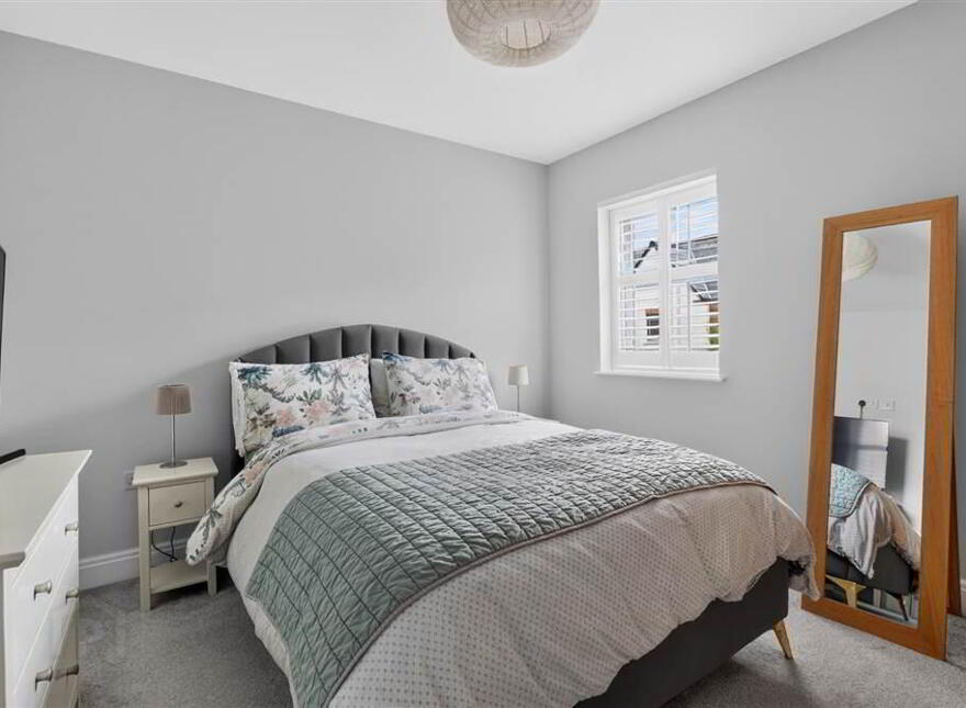 9 Finaghy Park Gardens, Belfast, BT10 0FU