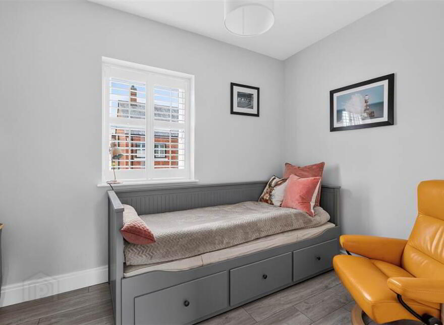 9 Finaghy Park Gardens, Belfast, BT10 0FU
