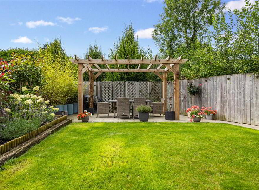 9 Finaghy Park Gardens, Belfast, BT10 0FU