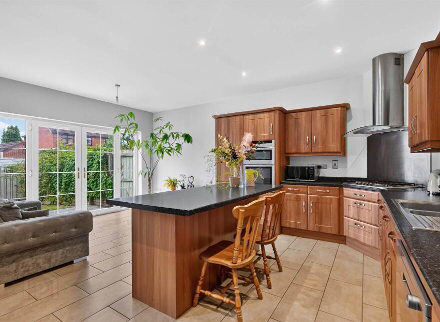 15 Berkeley Hall Square, Lisburn, BT27 5TB