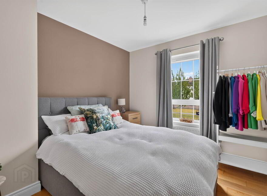 15 Berkeley Hall Square, Lisburn, BT27 5TB