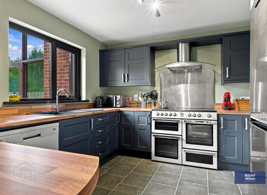 55 Waringfield Avenue, Moira, BT67 0FA