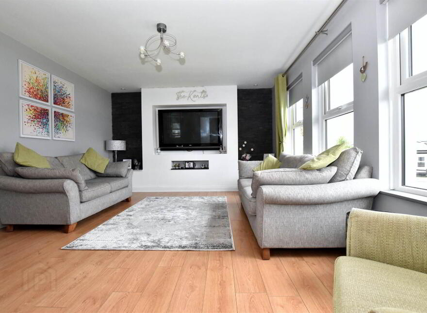 4 Dunleath Avenue, Racecourse Road, Downpatrick, BT30 6UT