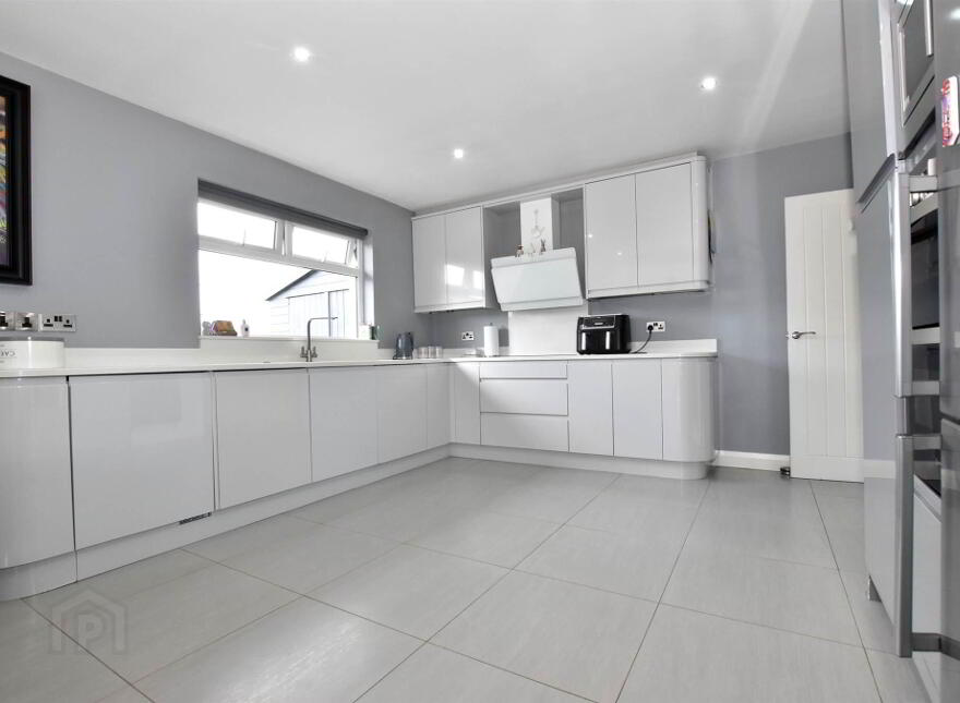4 Dunleath Avenue, Racecourse Road, Downpatrick, BT30 6UT