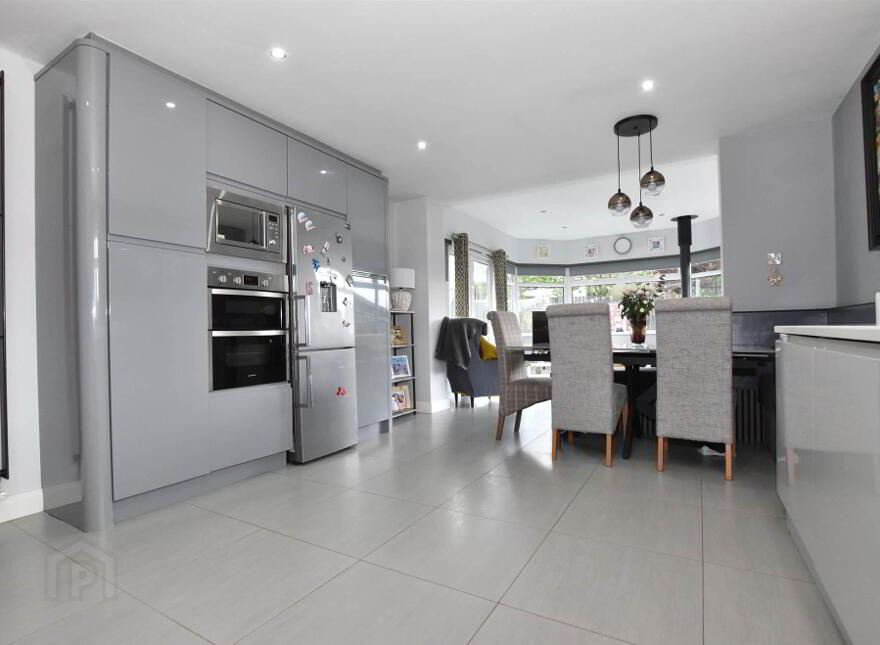 4 Dunleath Avenue, Racecourse Road, Downpatrick, BT30 6UT