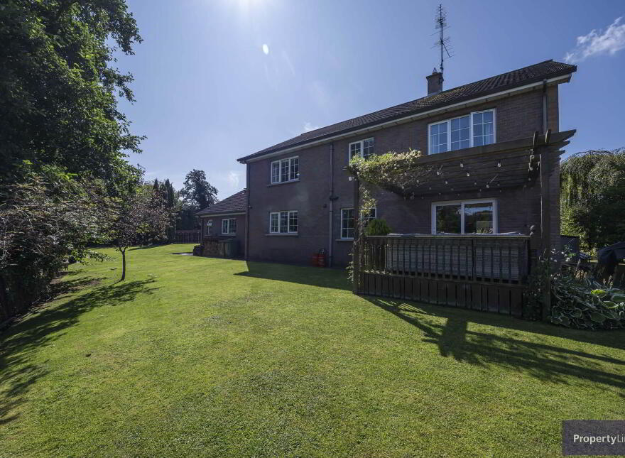 8 Kiluney Park Road, Armagh, BT61 9HG