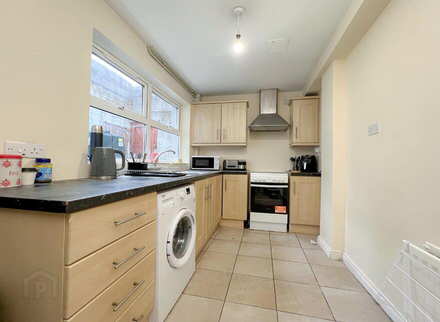 120 University Avenue, Belfast, BT7 1GZ