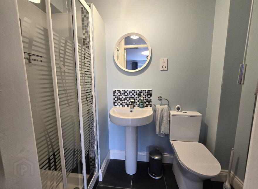 3, 29-31 Beach Road, Portballintrae, BT57 8RT