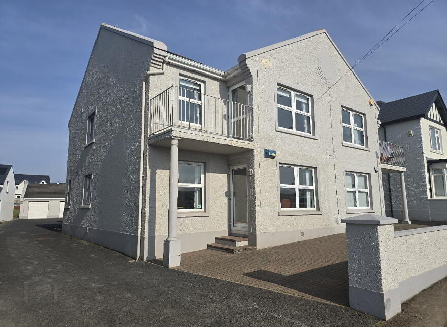 3, 29-31 Beach Road, Portballintrae, BT57 8RT