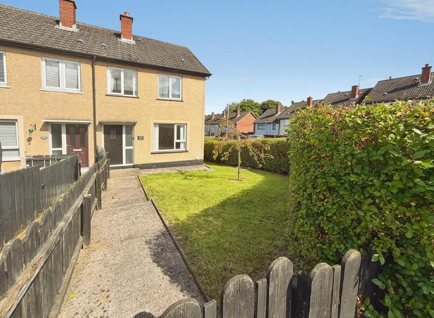 48 Tirowen Drive, Lisburn, BT28 1SD