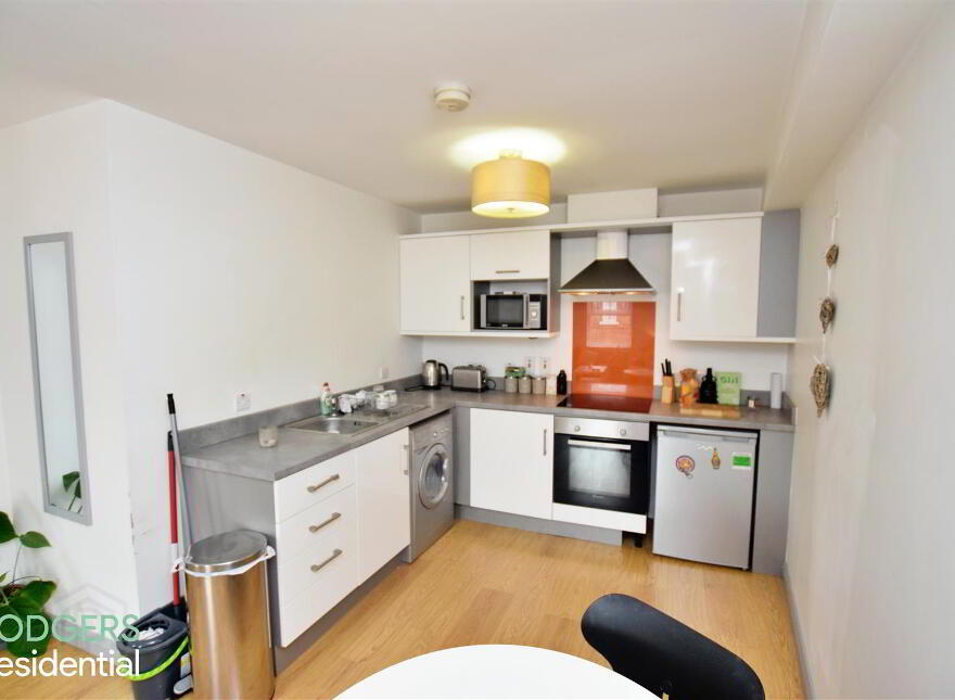 Apt 8, 125 Wellesley Avenue, Belfast, BT9 6DH