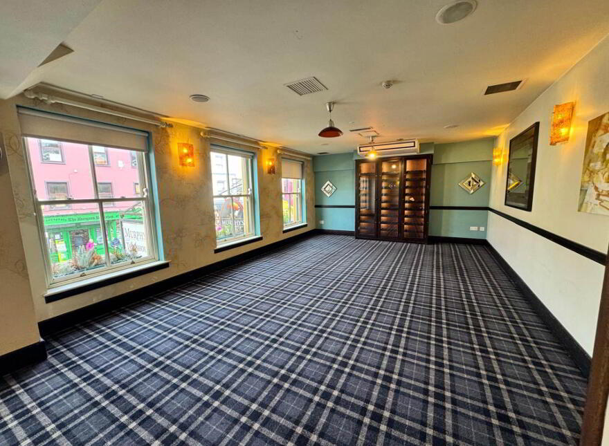 First Floor Office Space, College Square, Killarney, V93EFP1