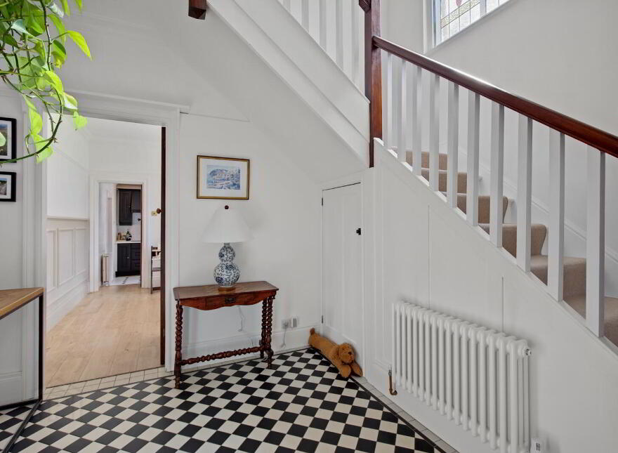 1 Church Road, Helens Bay, Bangor, BT19 1TP