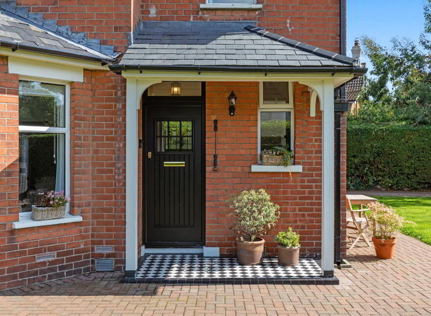 1 Church Road, Helens Bay, Bangor, BT19 1TP