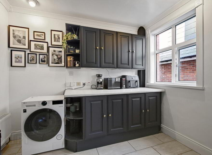 1 Church Road, Helens Bay, Bangor, BT19 1TP